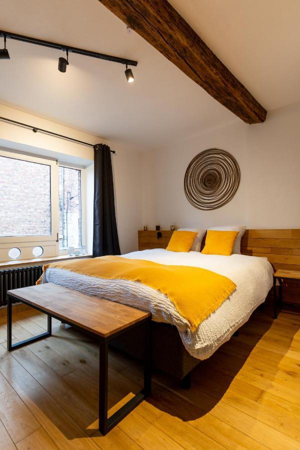 Ardenne Bnb Gite Urbain Avec Terrasse 마르쉐앵파멩느 외부 사진