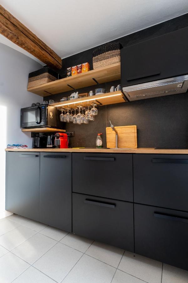 Ardenne Bnb Gite Urbain Avec Terrasse 마르쉐앵파멩느 외부 사진